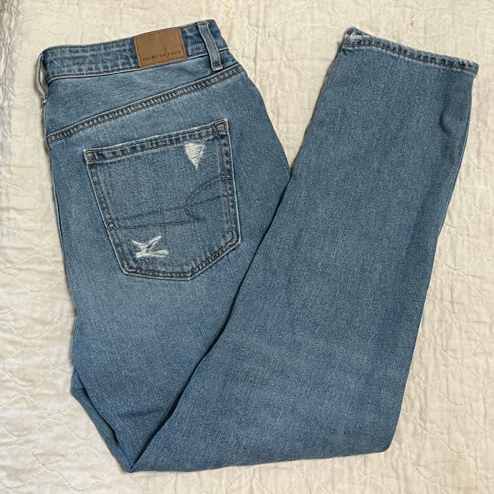 American Eagle Mom Jeans